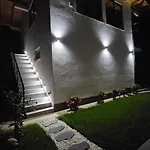 Appartement By The River