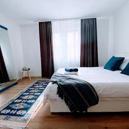 By The River 사라예보