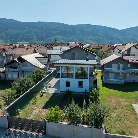 By The River Apartment Sarajevo