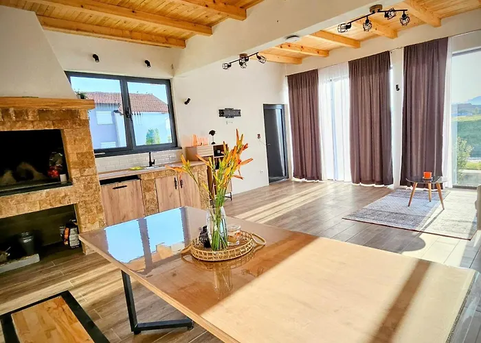 By The River 사라예보